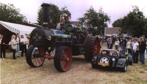 Locomobile LRM.jpg (50769 octets)