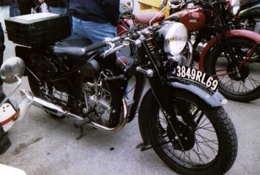 Motos Gome Rhone.jpg (145360 octets)